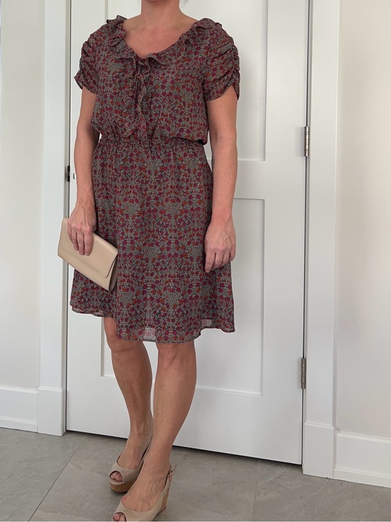 GAP Dresses & Skirts - GAP Floral Ruffle Midi Dress
